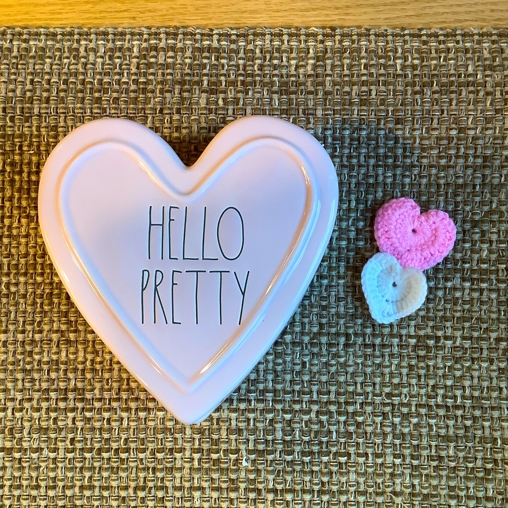 Rae Dunn Ceramic Hello Pretty Heart Storage Container